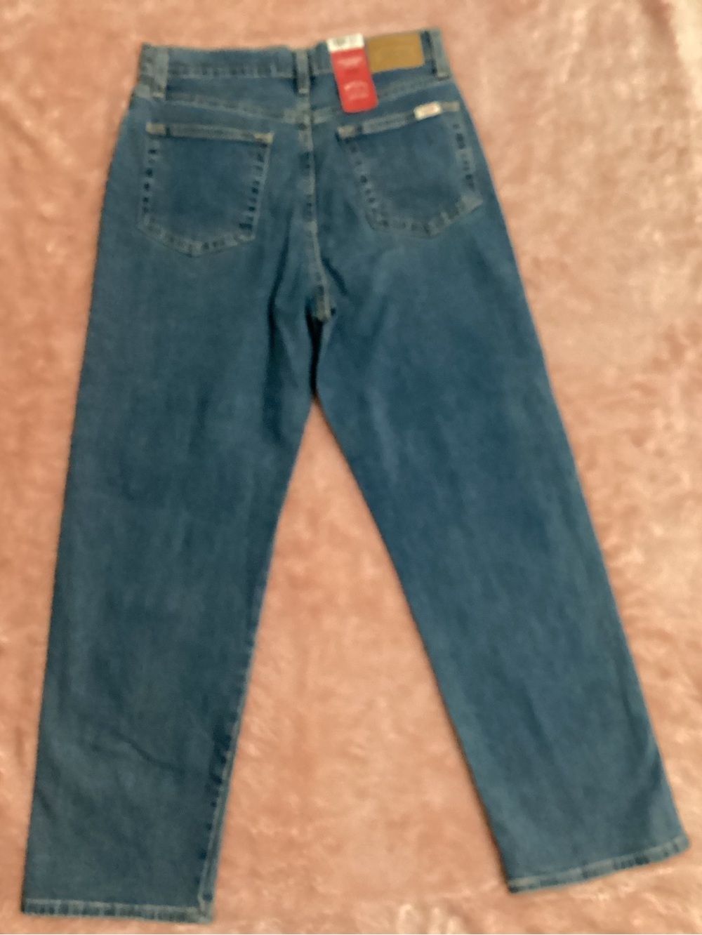 Women’s Levi’s Jeans - Picture 5 of 5